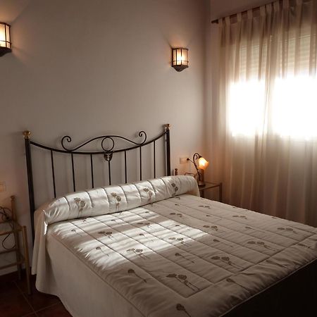 Hostal Restaurante Las Canteras Pedrera Buitenkant foto