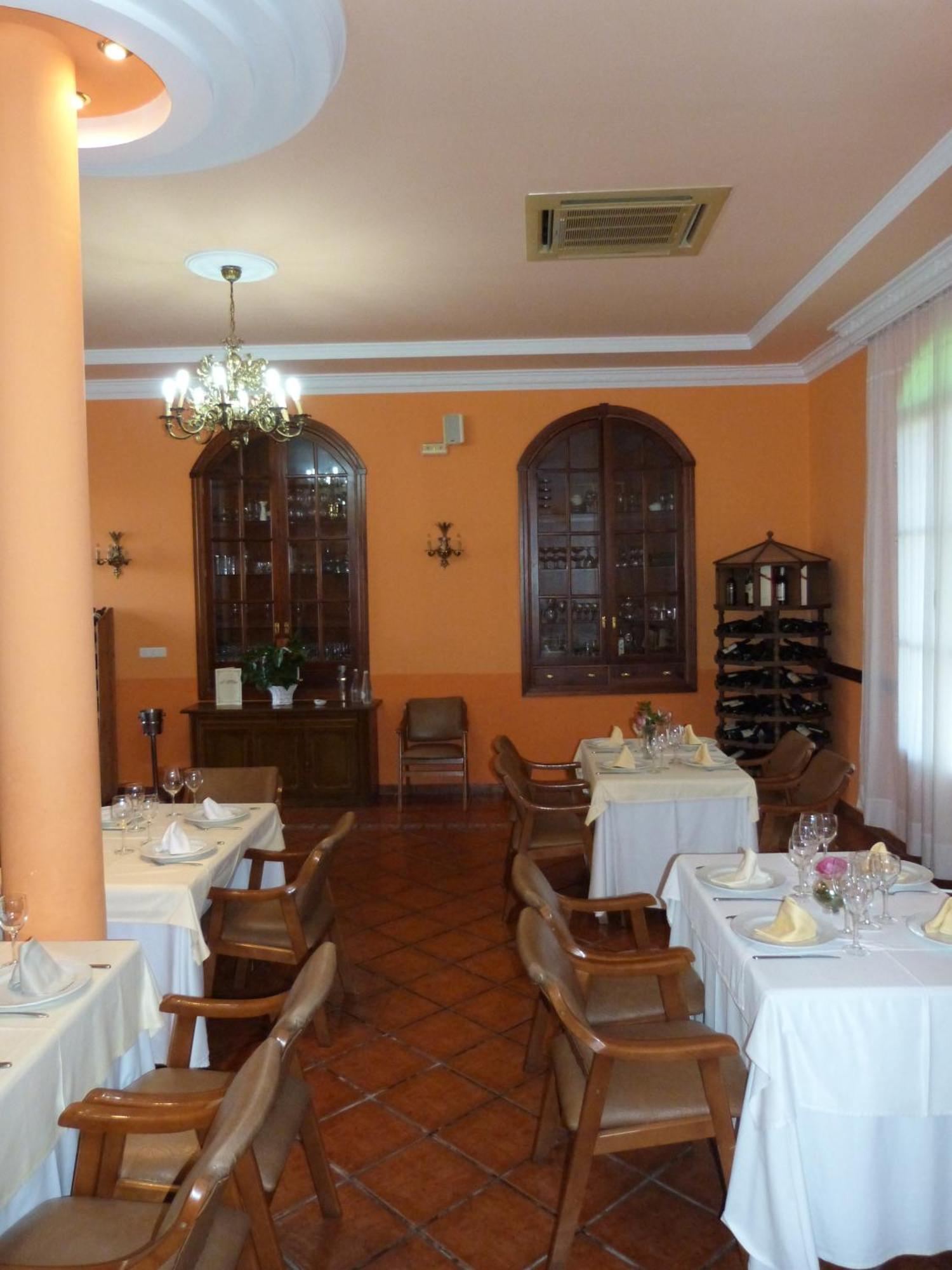 Hostal Restaurante Las Canteras Pedrera Buitenkant foto